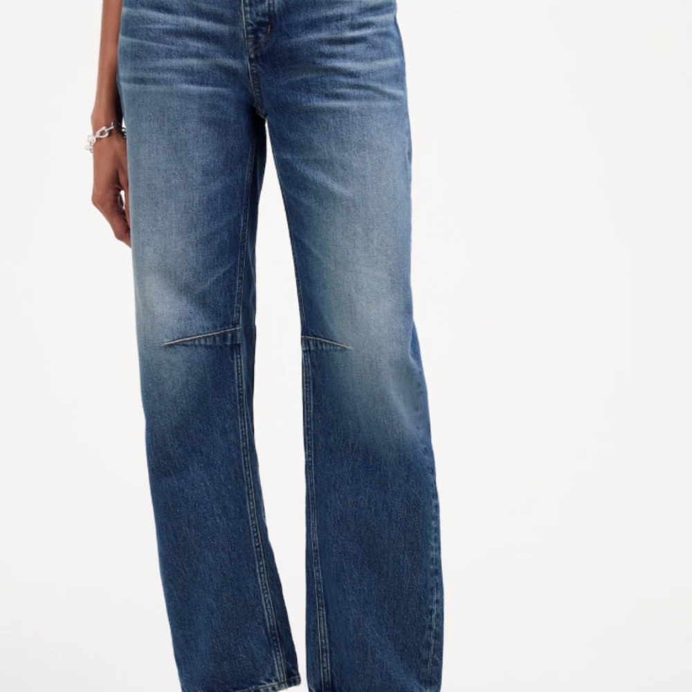 Madewell Darted barrel leg Jean Size 26T
